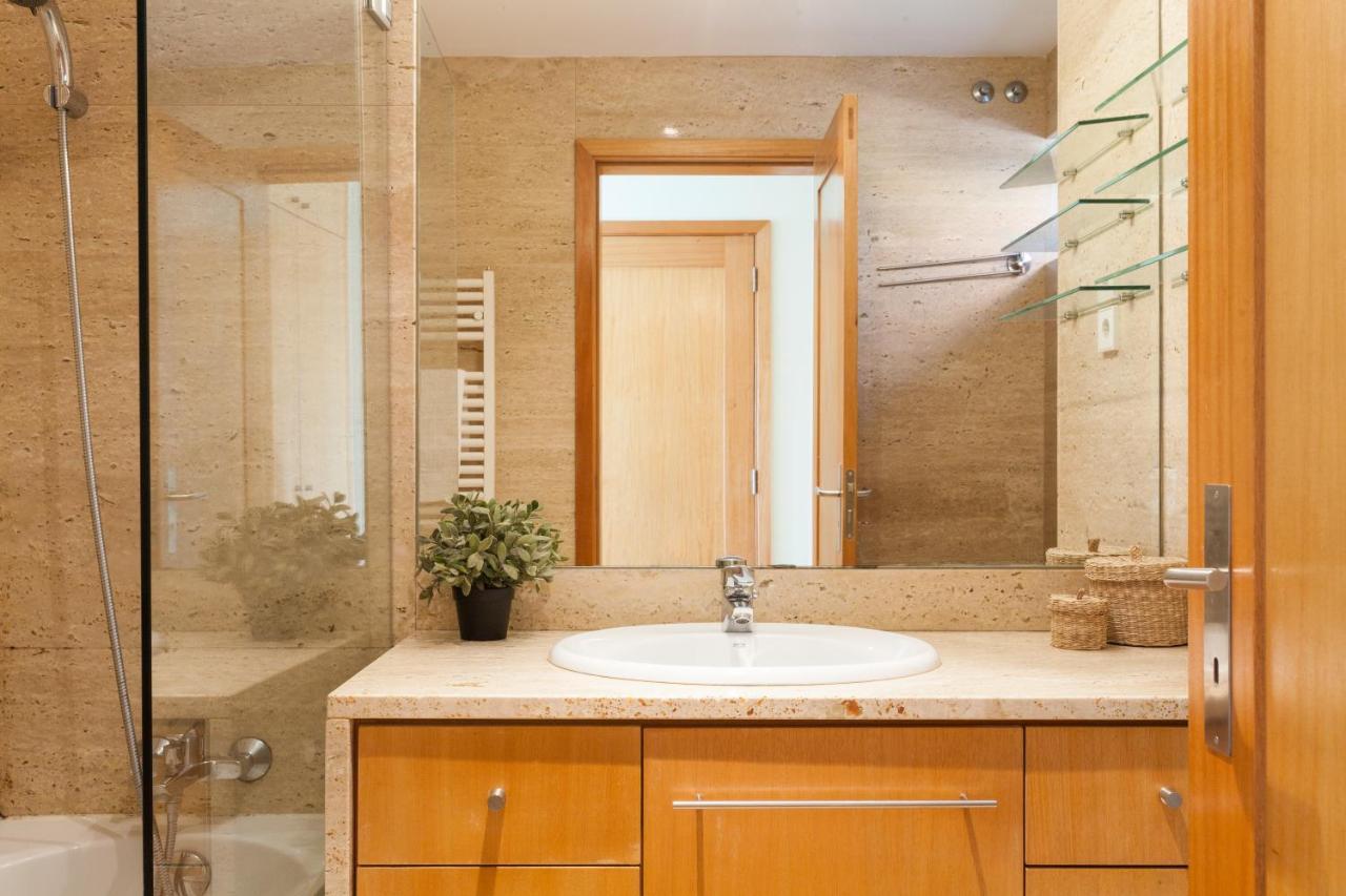 מטוסיניוס The Refreshing Seaside Home מראה חיצוני תמונה